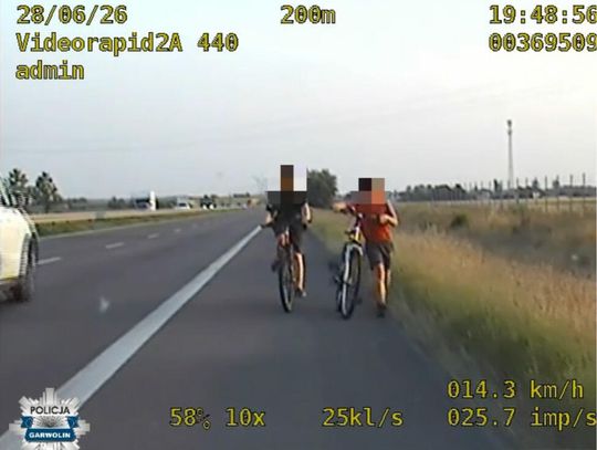 Jechali drogą ekspresową pod prąd na... rowerach. Rodzice byli zdziwieni