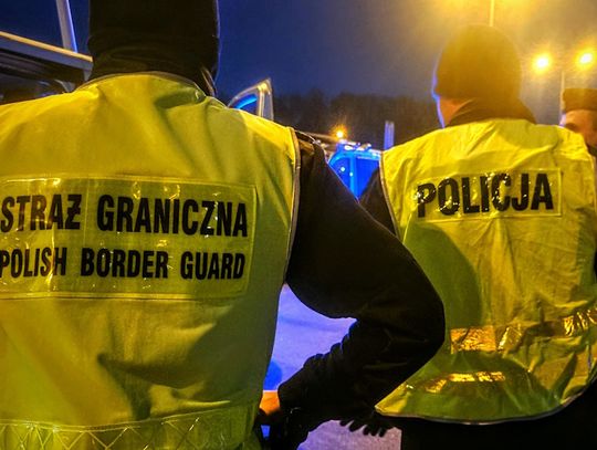 Jeden chciał otworzyć okno, drugi chwycił za nóż. Szokujący finał sprzeczki w hotelu pracowniczym Jeden chciał otworzyć okno, drugi chwycił za nóż. Szokujący finał sprzeczki w hotelu pracowniczym