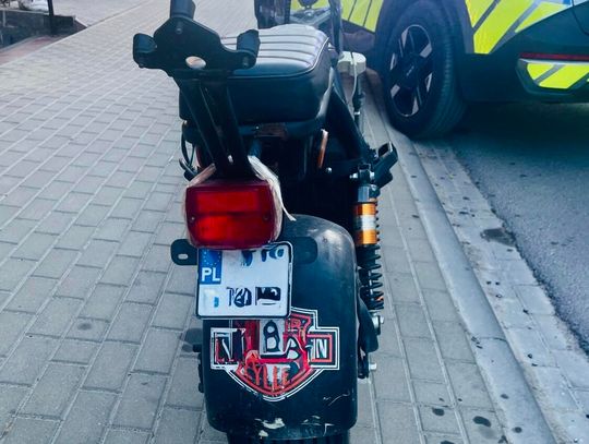 Jeździł motorowerem po przejściu dla pieszych. Był pod wpływem narkotyków i alkoholu
