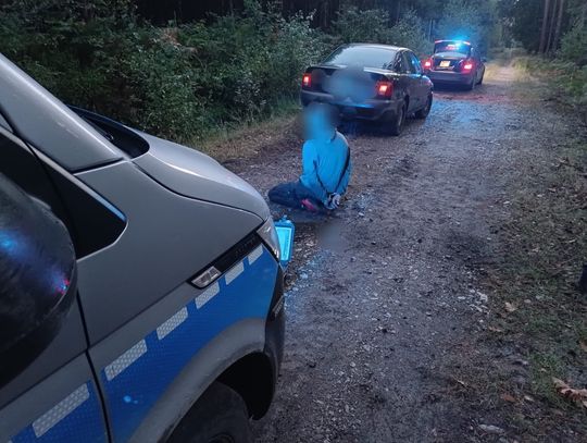 Kierowca audi nie zatrzymał się do kontroli. Uciekał, bo był pijany i ma dożywotni zakaz jazdy