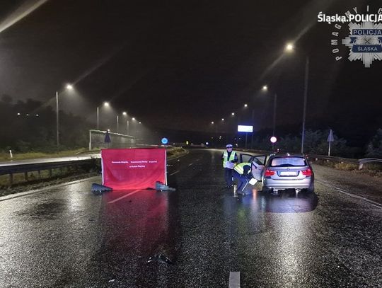 Kierowca BMW po kolizji wyszedł z auta i został śmiertelnie potrącony przez inne bmw