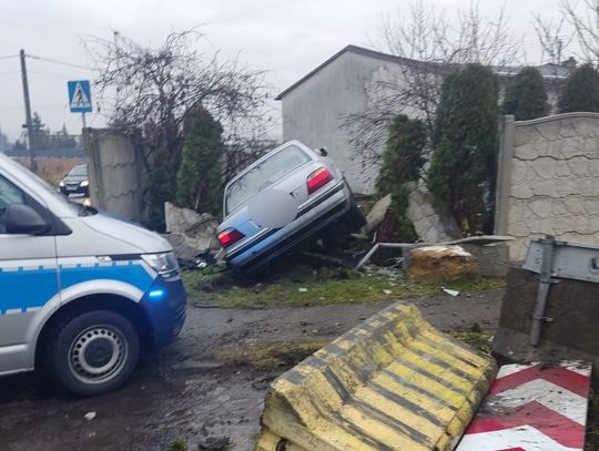 Kierowca BMW podczas pościgu próbował potrącić policjanta. Grozi mu nawet 10 lat więzienia