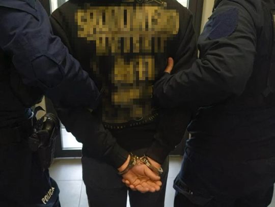 Kierowca BMW śmiertelnie potrącił rowerzystę i odjechał. Po kilku godzinach zgłosił się na policję