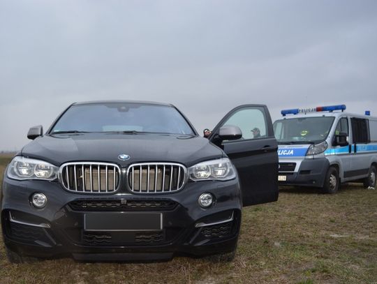 Kierowca BMW uciekał przed policją. Okazało się, że ma 14 lat