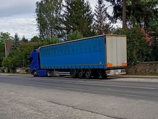 Kierowca ciężarówki miał 1,5 promila i właśnie jechał do Berlina. Policjanci wyeliminowali go z ruchu