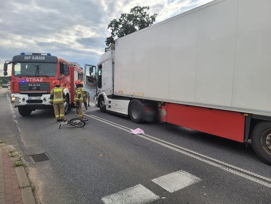 Kierowca ciężarówki potrącił 10-letnią dziewczynkę na pasach. Poszkodowana trafiła do szpitala