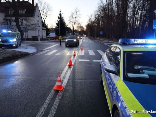 Kierowca pod wpływem narkotyków wjechał w człowieka na przejściu dla pieszych. Mężczyzna został zatrzymany Kierowca pod wpływem narkotyków wjechał w człowieka na przejściu dla pieszych. Mężczyzna został zatrzymany