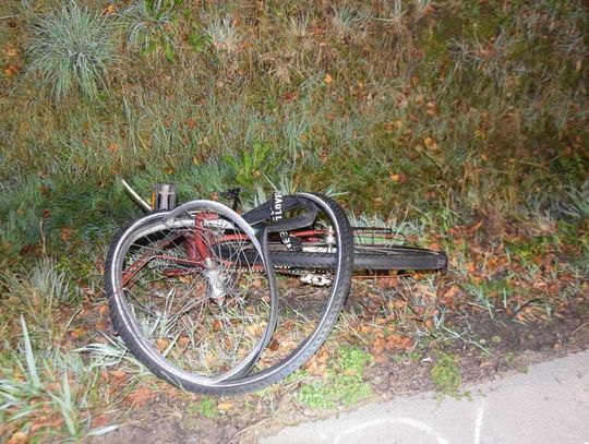 Kierujący quadem wjechał w rowerzystkę. Ciężko ranną kobietę zabrał śmigłowiec medyczny [FOTO]