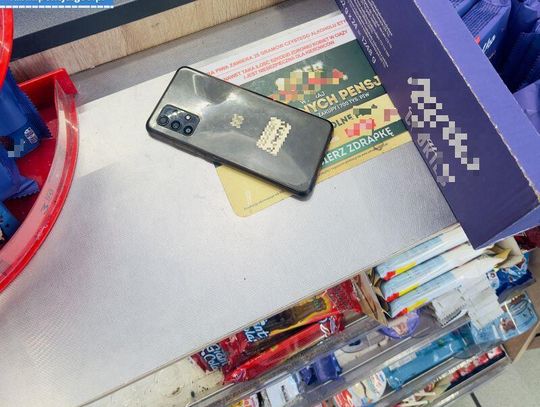 Klient ukradł telefon ekspedientce sklepowej. Chciał dostać za niego znaleźne, może trafić za kraty