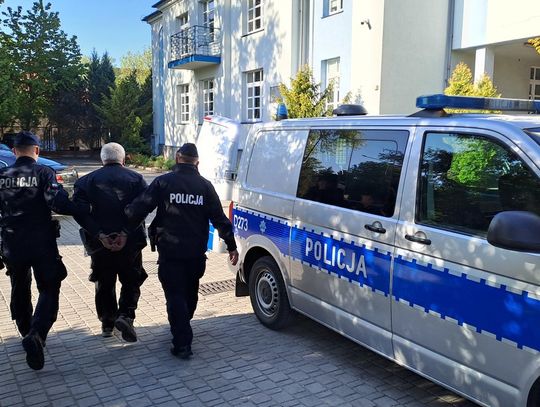 Kobieta wezwała policję do agresywnego męża. Okazało się, że znęcał się nad nią przez blisko 20 lat