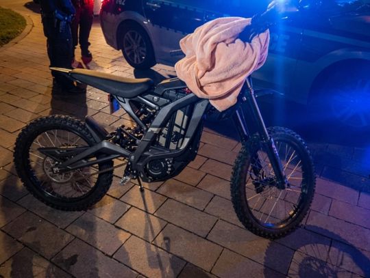 Kompletnie pijany 18-latek jechał elektrycznym motocyklem. Nie miał na niego żadnych papierów