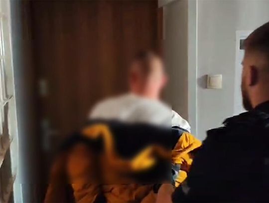 Kompletnie pijany kierowca zatrzymany na autostradzie. Wydmuchał 3,5 promila