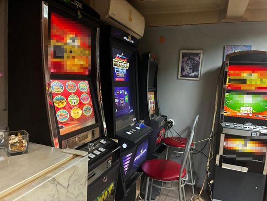 Koniec hazardu w przejściu podziemnym. Emerytka i nastolatka wśród zatrzymanych "opiekunów"