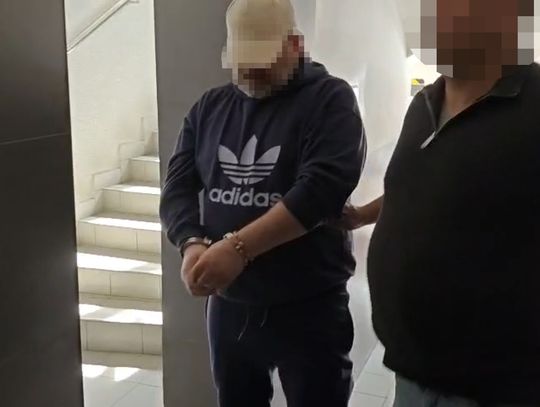 Koniec ucieczki recydywisty. Ścigany za brutalny rozbój najbliższe 7 lat spędzi w więzieniu