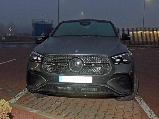 Kradziony mercedes benz wart 450 tysięcy nie wyjechał na Białoruś. Policjanci zatrzymali 44-latka