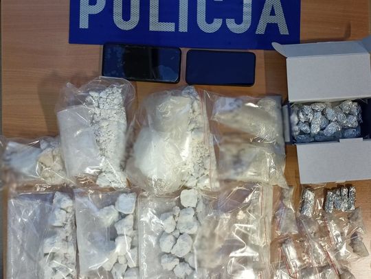 Kryminalni kompletnie zaskoczyli 38-latka. W mieszkaniu ukrywał narkotyki warte 200 tysięcy złotych