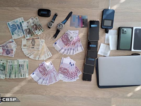 Kupowali olej techniczny, a sprzedawali napędowy. Gangsterzy wyprali w ten sposób 1,5 miliarda złotych [WIDEO, FOTO]