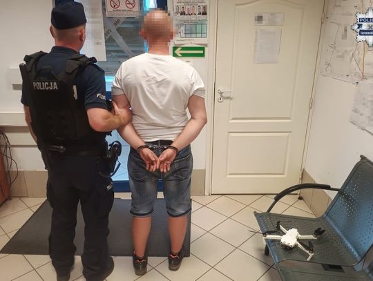 Latał dronem w strefie zakazanej przy lotnisku. Mężczyzna został zauważony i zatrzymany