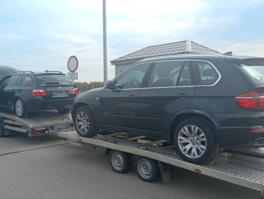 Laweciarz zatrzymany z kradzionym BMW. Dostał zlecenie na transport auta z Niemiec do Litwy