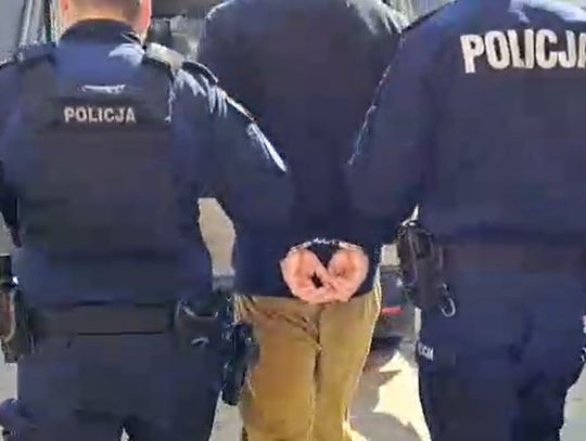 Liczył na "pewniaki" w zakładach, oszust zmanipulował go i wyłudził ponad 300 tysięcy złotych