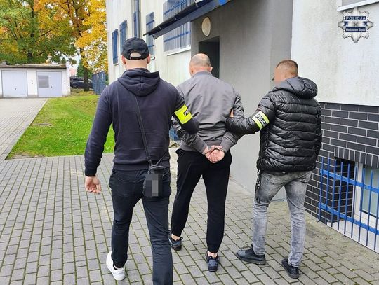 Małżeństwo oszukane przy zakupie kampera. Oszust wziął 130 tysięcy złotych zaliczki i zniknął