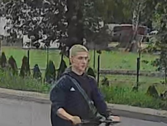 Mężczyzna na hulajnodze potrącił dziecko i uciekł z miejsca. Policja publikuje jego wizerunek