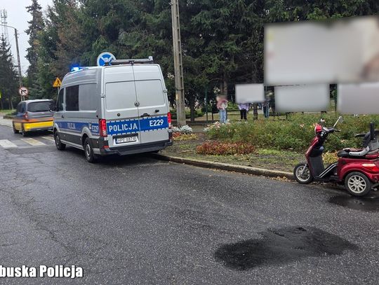 Mężczyzna na trzykołowym motorowerze ranny w wypadku. Jeździł bez przeglądu i ubezpieczenia