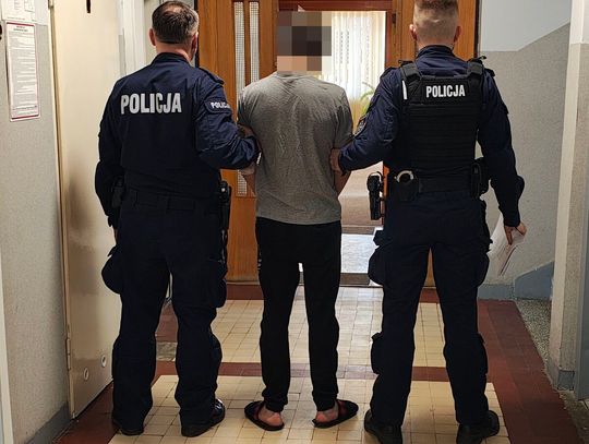 Mężczyzna wrócił do domu pobity i zakrwawiony. Został zaatakowany przez 20-latka