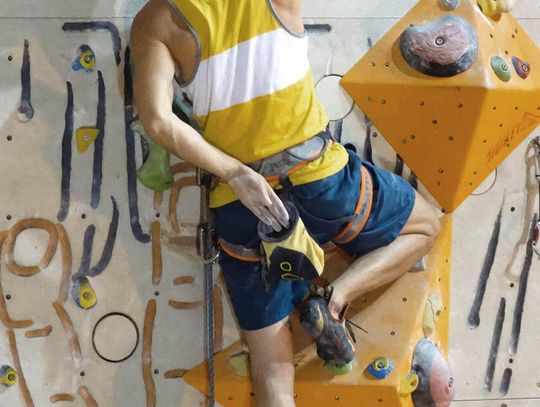 Mężczyzna zginął po upadku ze ścianki wspinaczkowej. Prawdopodobnie popełnił fatalny błąd