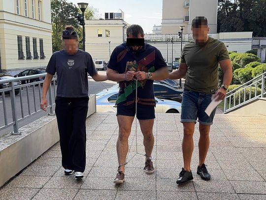 Mężczyźni zatrzymani podczas transakcji narkotykowej. W torbie było 8 kg marihuany, a to dopiero początek