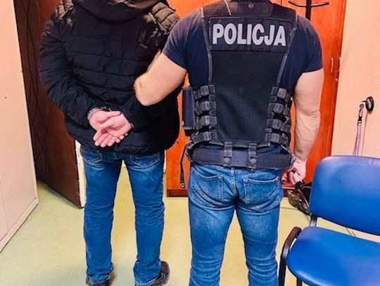 Miał spakowane walizki i był gotowy do ucieczki. Policjanci w ostatniej chwili zatrzymali 47-latka