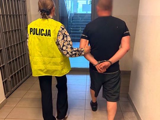 Miał trzy promile i przewoził dziecko. W aucie siedziała jego trzeźwa partnerka z prawem jazdy