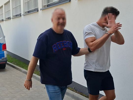 Miał w domu metamfetaminę, marihuanę i kokainę. 40-latkowi grozi nawet 10 lat więzienia