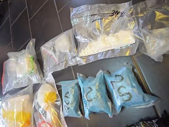 Mieli płynną amfetaminę i narkotyki. 24 i 32-latek zatrzymani z towarem wartym pół miliona złotych