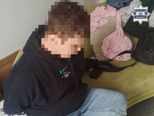 Miłosny duet w rękach „łowców głów”. Ona znieważyła policję, on miał na koncie 4 listy gończe Miłosny duet w rękach „łowców głów”. Ona znieważyła policję, on miał na koncie 4 listy gończe