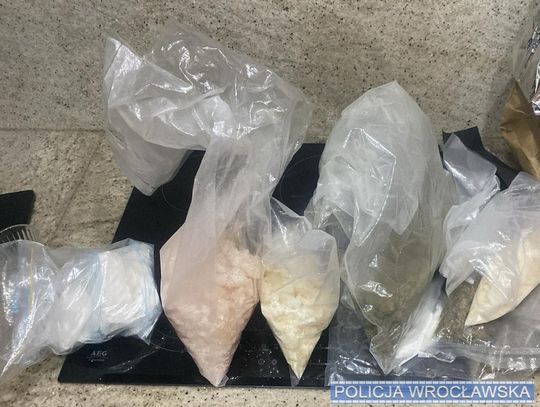 Młode policjantki rozpracowały dilera. Przejęły sześć kilogramów narkotyków