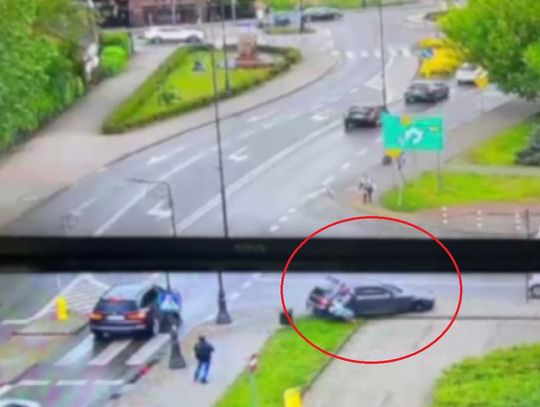 Młody kierowca BMW wpadł w poślizg i wjechał w pieszych. 24-latek miał niespełna pół promila we krwi