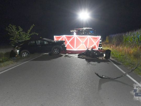 Motocyklista zginął po czołowym zderzeniu z Hondą. Tragiczny finał wieczornej jazdy