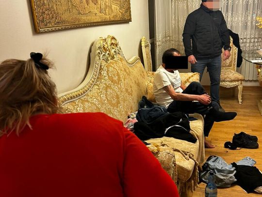 Myślała, że ratuje wnuka, straciła 120 tysięcy. Recydywiści wpadli w ręce kryminalnych