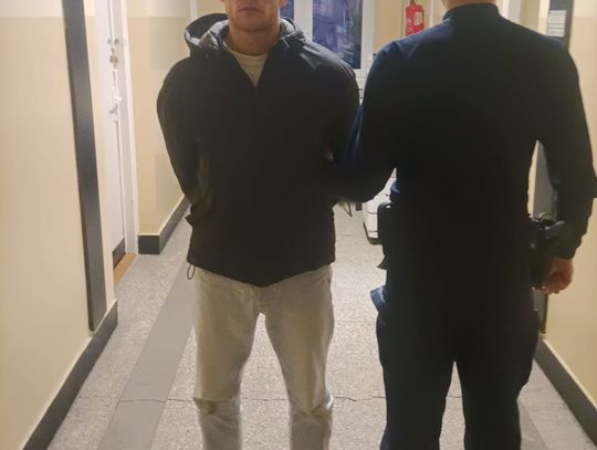 Na widok policjantów młody Ukrainiec zaczął uciekać: "musiałem to zrobić, bo mam przy sobie towar"