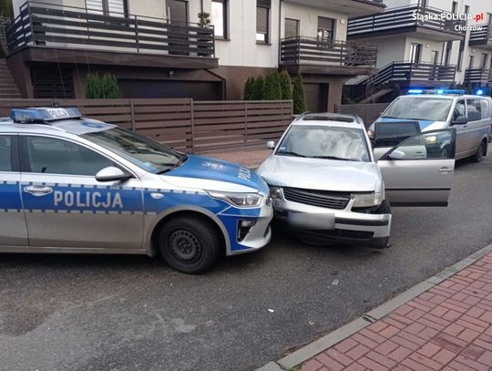 Naćpany uciekał passatem policji. Podczas blokady próbował staranować radiowóz