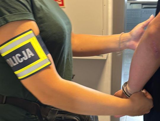 Najpierw pobicie, później przemoc wobec świadka. 19-latek usłyszał poważne zarzuty