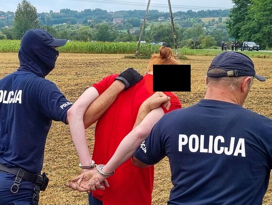 Nalot CBŚP na fabrykę narkotyków. Dwaj Białorusini i Ukrainiec zatrzymani na gorącym uczynku