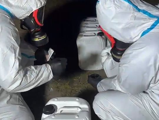Nalot na laboratorium narkotykowe. W środku sto kilo towaru, chemicy mogli wytworzyć tonę. WIDEO