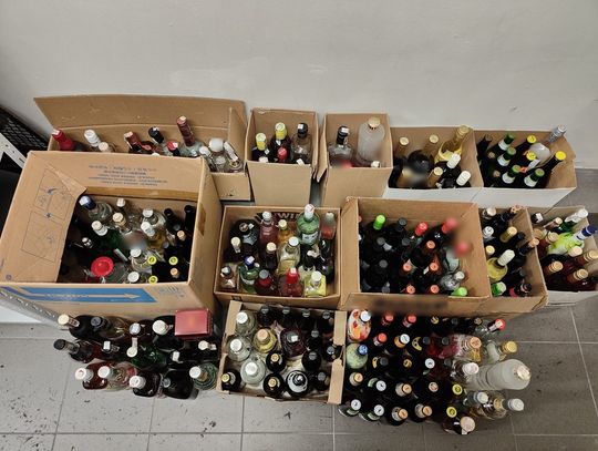 Nalot policji i skarbówki na pub. Właściciel lokalu sprzedawał alkohol bez koncesji