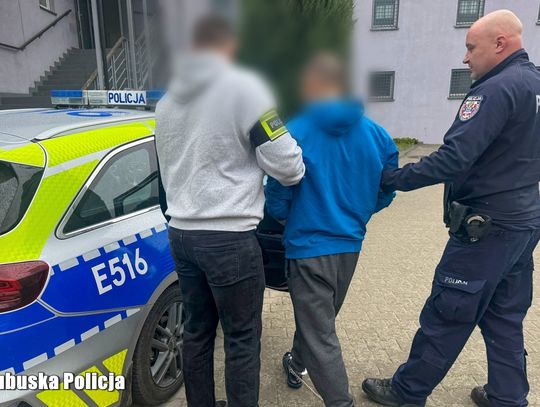 Napadł na kobietę i ją pobił, drugiej groził pozbawieniem życie. 28-letni agresor zatrzymany