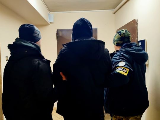 Napadał nieletnich i ich okradał. 32-latek sprawcą serii rozbojów, grozi mu nawet 20 lat więzienia