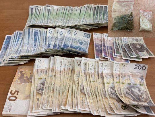 Nastolatka miała ponad 200 gramów narkotyków i 20 tysięcy zł w gotówce. Dostała dozór policji
