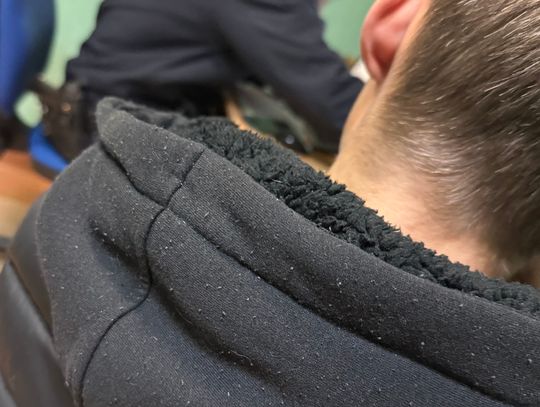 Nastolatkowie brutalnie pobili 13-latkę, żeby ją "ukarać". Decyzją sądu trafili do schroniska