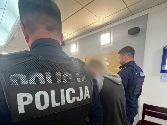 Nie chcieli dać mu piwa, więc wezwał policję. 34-latek trafił za kratki za złamanie zakazu